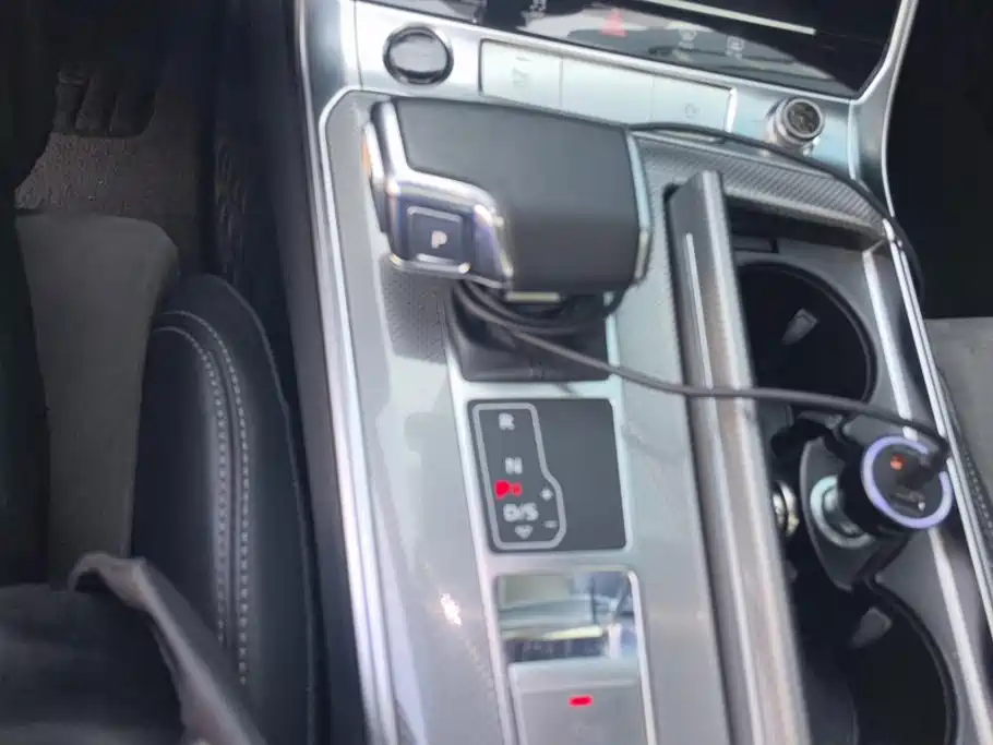 Audi A6L — миниатюра 16