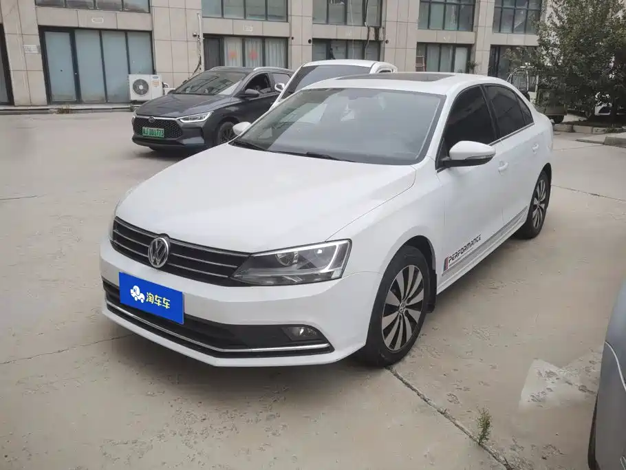 Volkswagen Sagitar