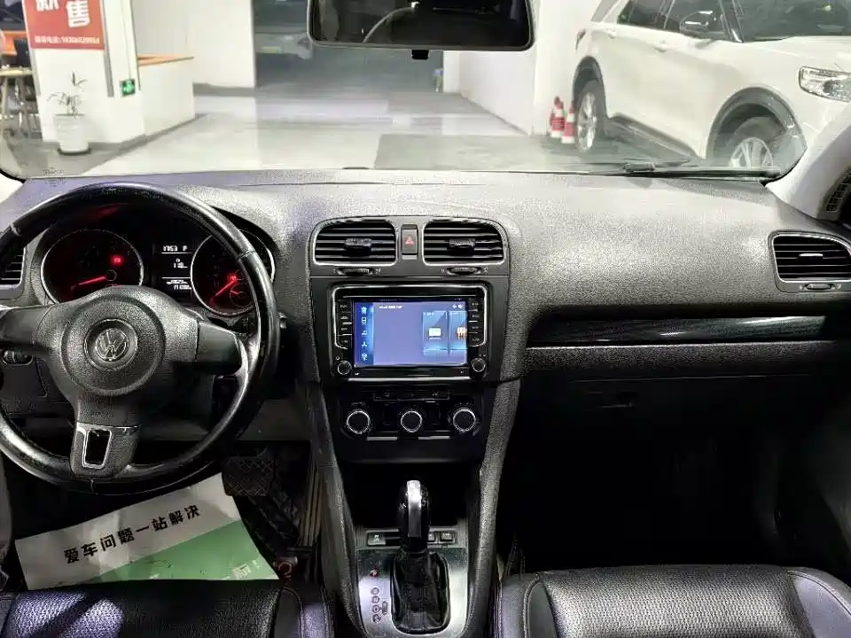 Volkswagen Golf — миниатюра 9