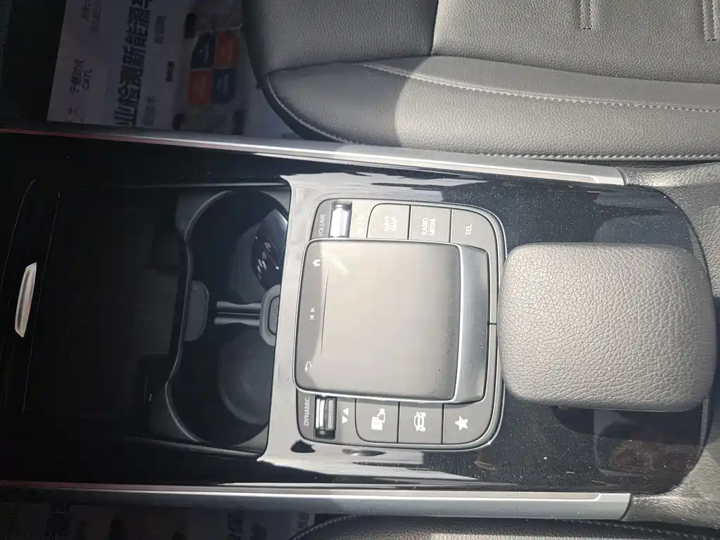Mercedes-Benz EQA — миниатюра 14