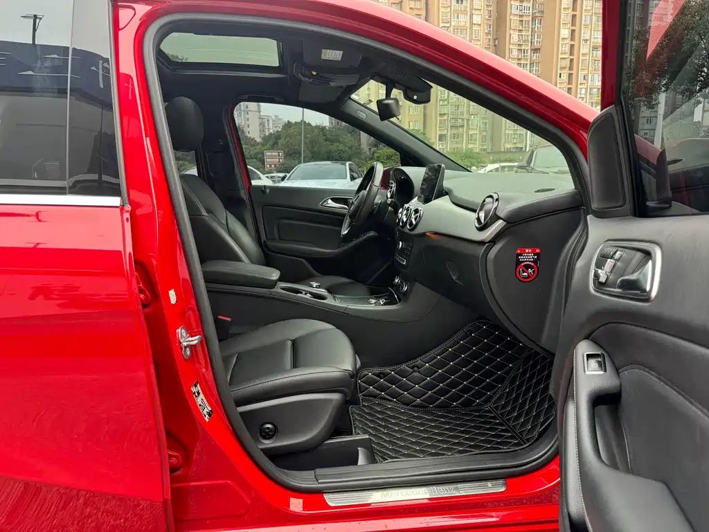 Mercedes-Benz B-Class — миниатюра 14