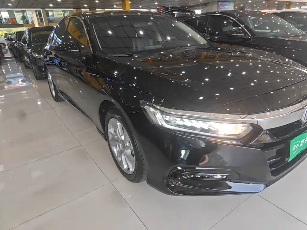 Honda Accord — миниатюра 4