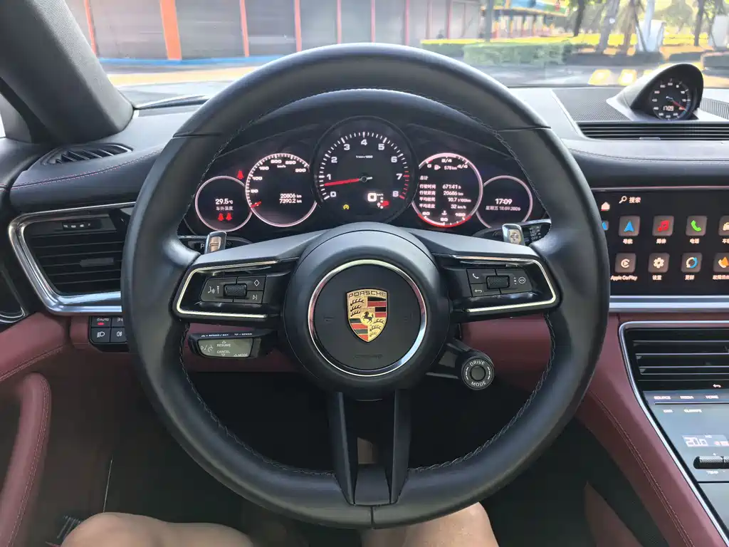 Porsche Panamera — миниатюра 15