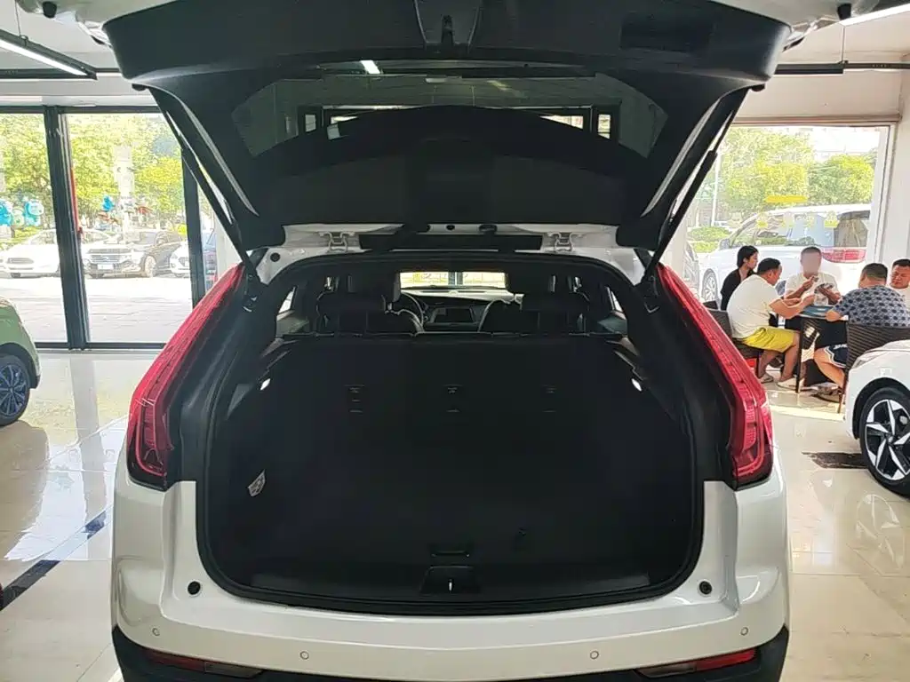Cadillac XT4 — миниатюра 19