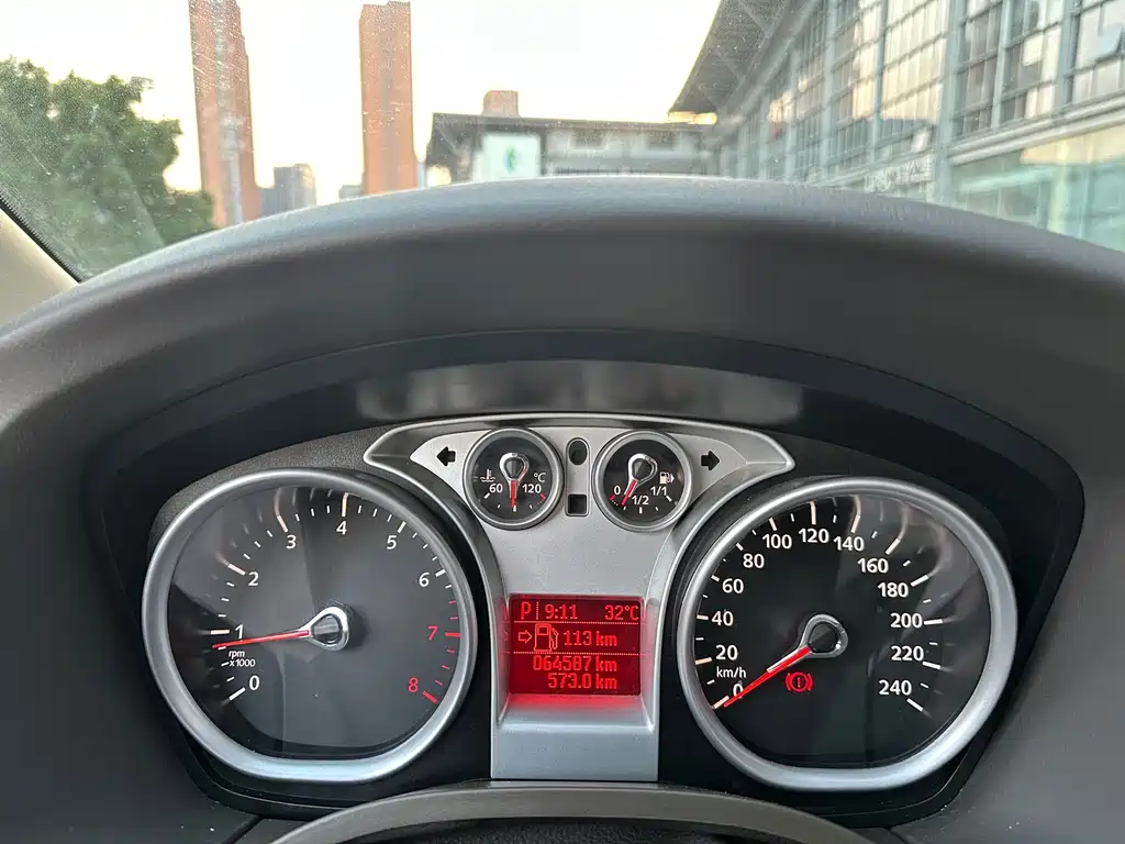 Ford Focus — миниатюра 13