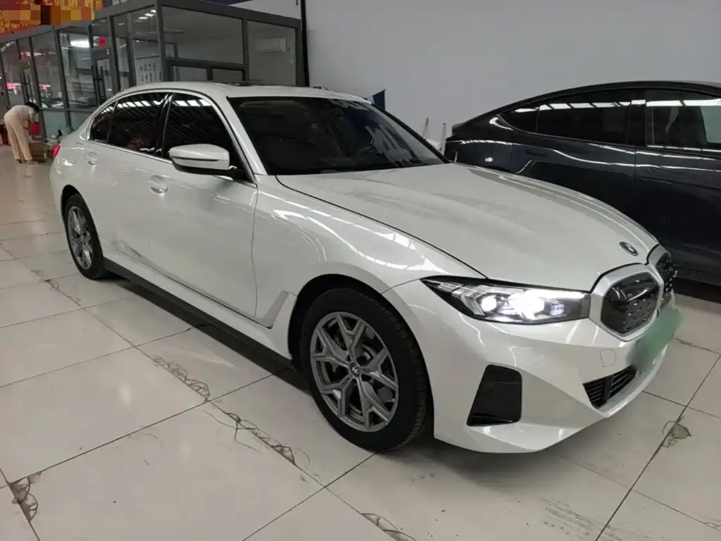 BMW i3 — миниатюра 4