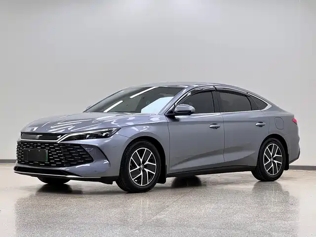 2025 BYD Qin