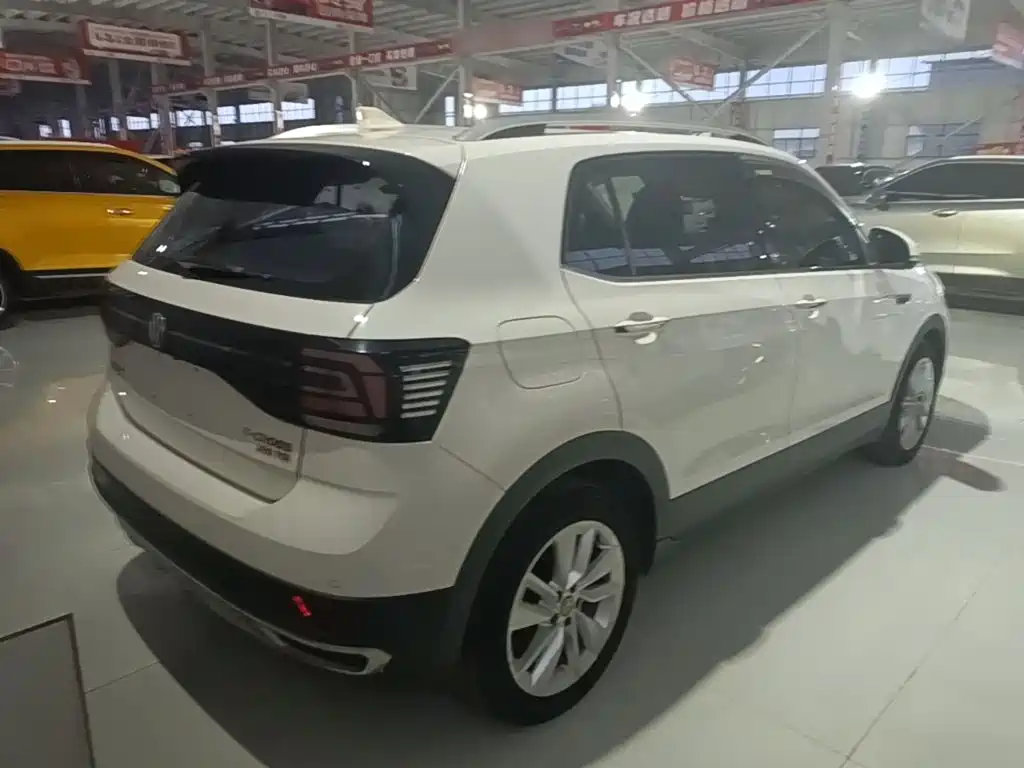 Volkswagen T-Cross — миниатюра 7