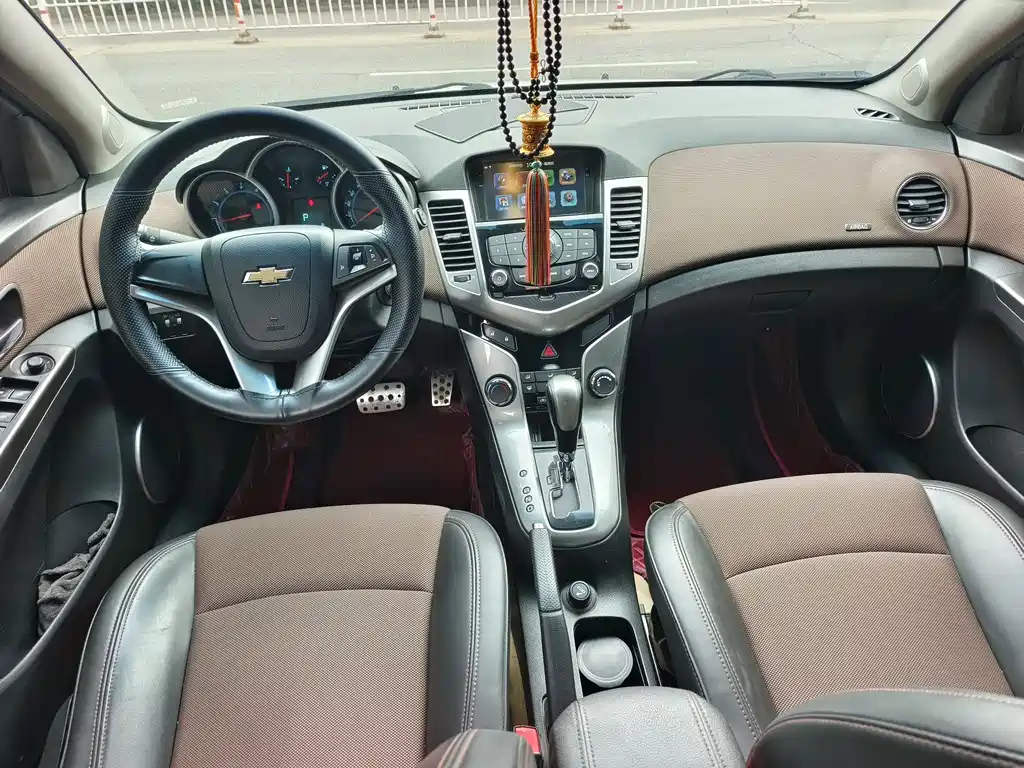 Chevrolet Cruze 2013 1.6L AT Luxury