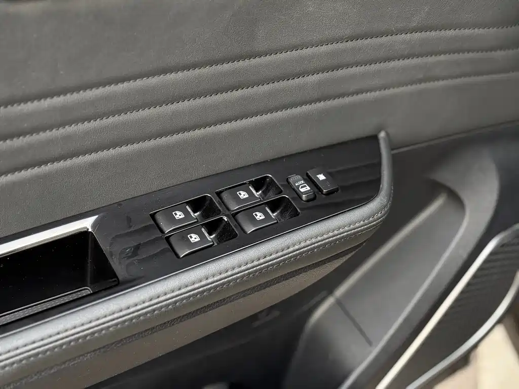 SINOTRUK VGV VGV U70