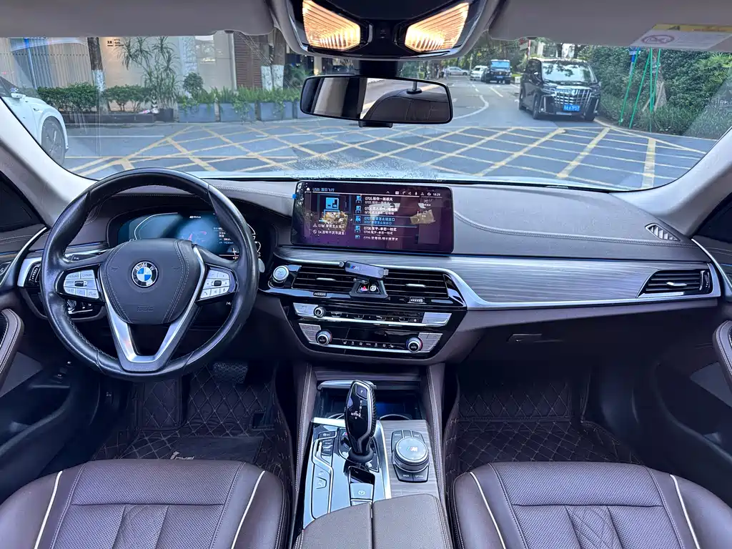 BMW 5 Series 5 2021 535Le Luxury