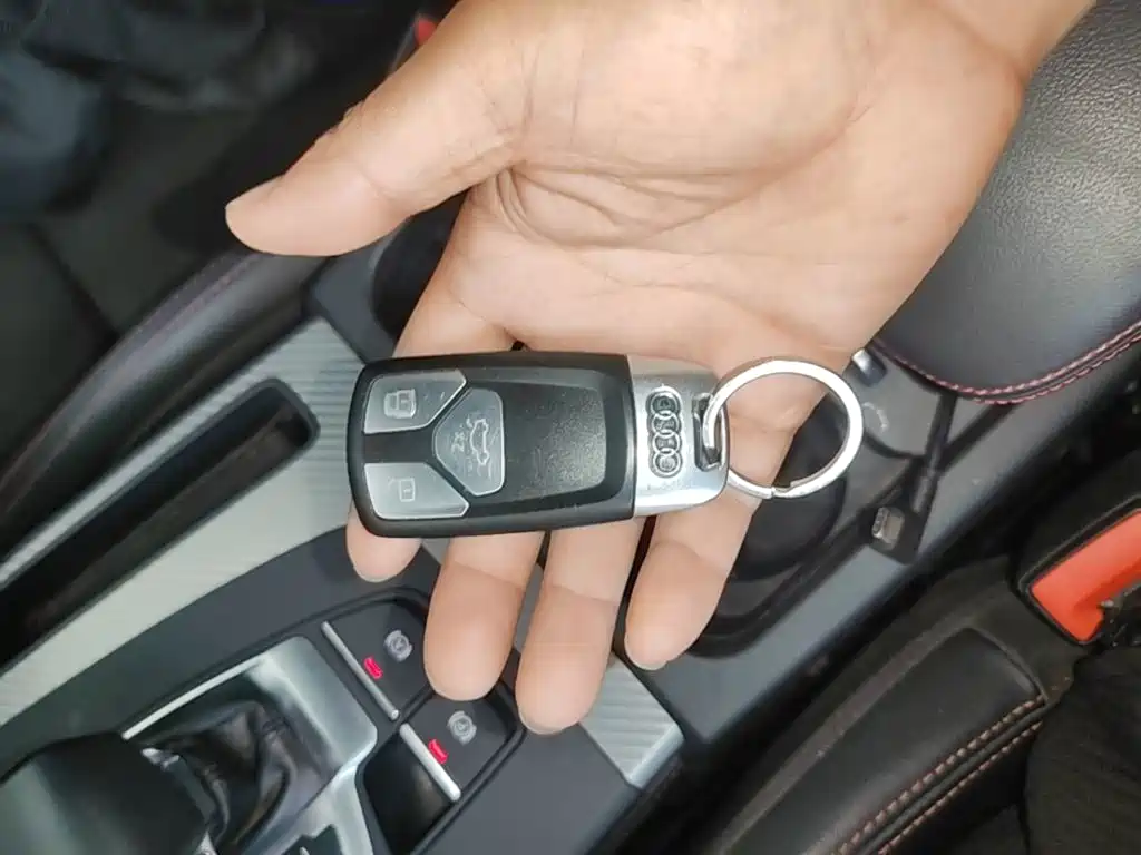Audi Q5L — миниатюра 9