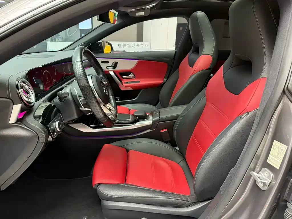 MERCEDES-BENZ CLA AMG