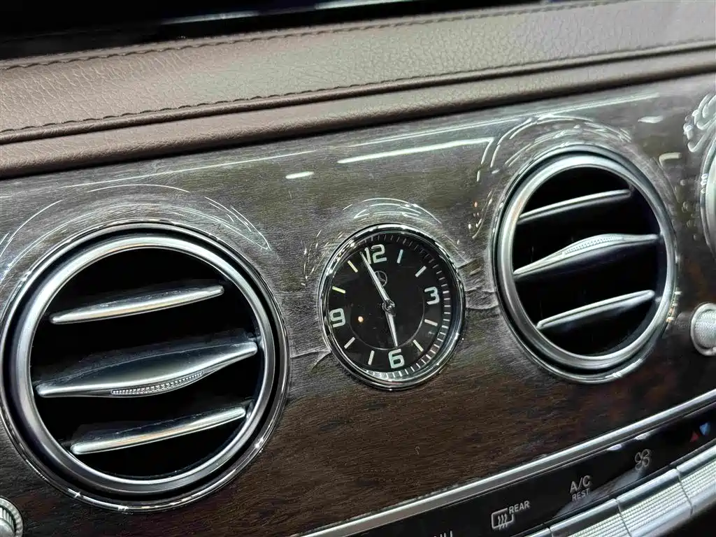 Mercedes-Benz S-Class — миниатюра 13