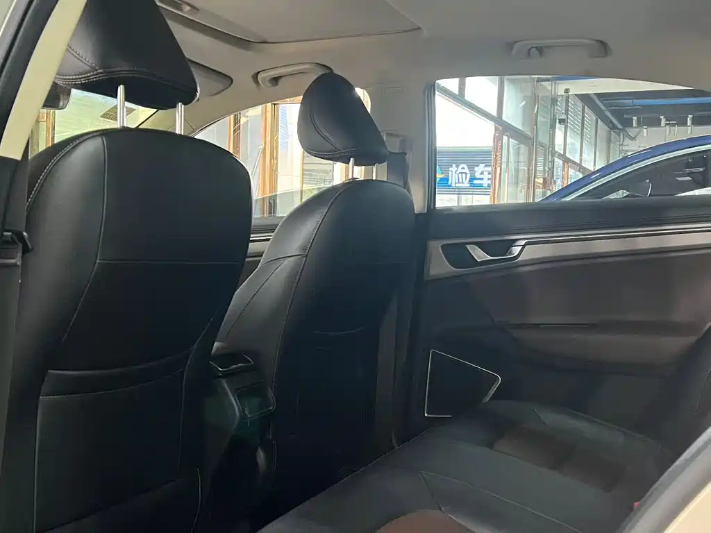 GEELY AUTOMOBILE EMGRAND GL