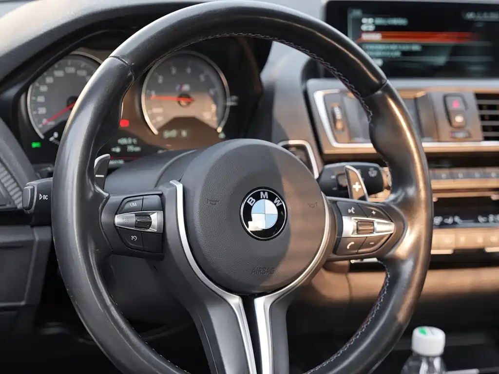 BMW M2 — миниатюра 9