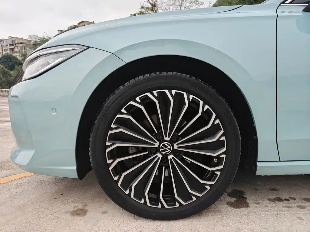 Volkswagen Passat — миниатюра 8