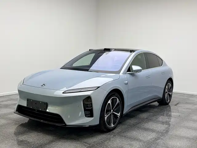 2025 Nio ET5