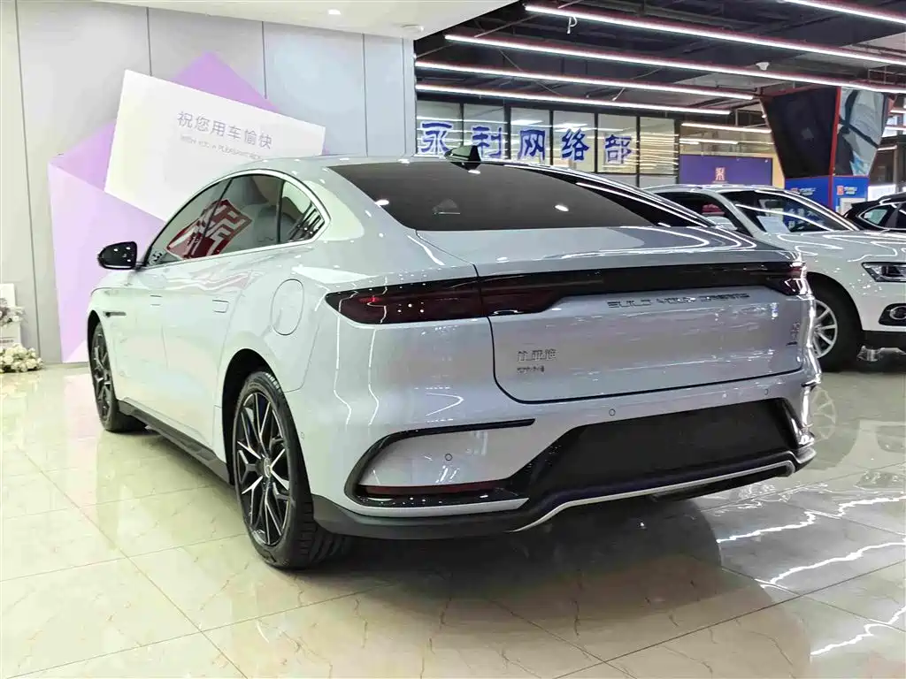 BYD Han — миниатюра 4
