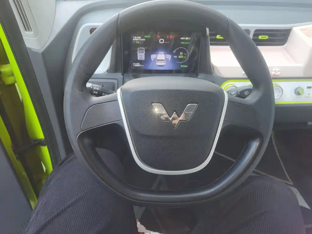 Wuling MINIEV — миниатюра 12