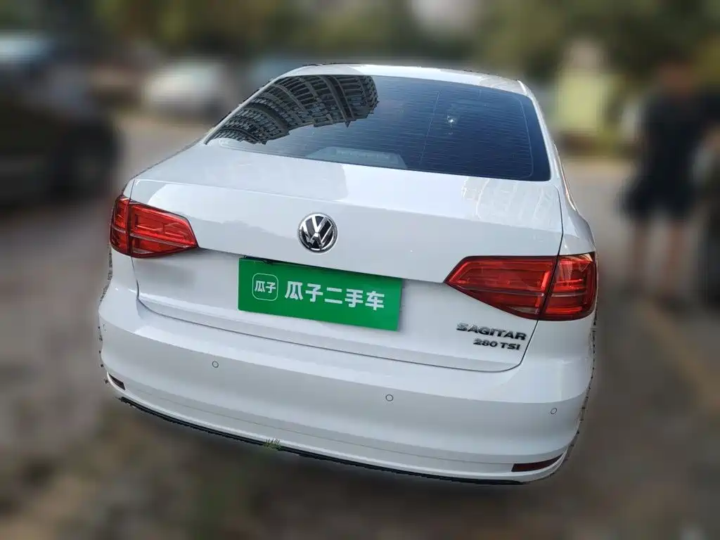 Volkswagen Sagitar — миниатюра 25