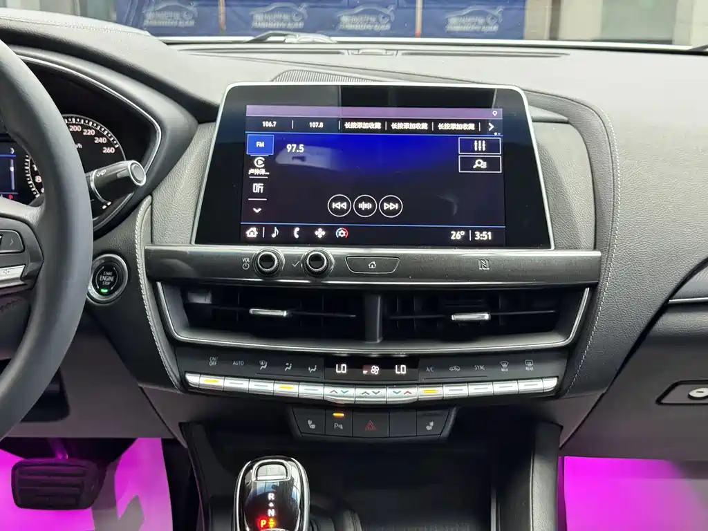 Cadillac CT5 — миниатюра 11