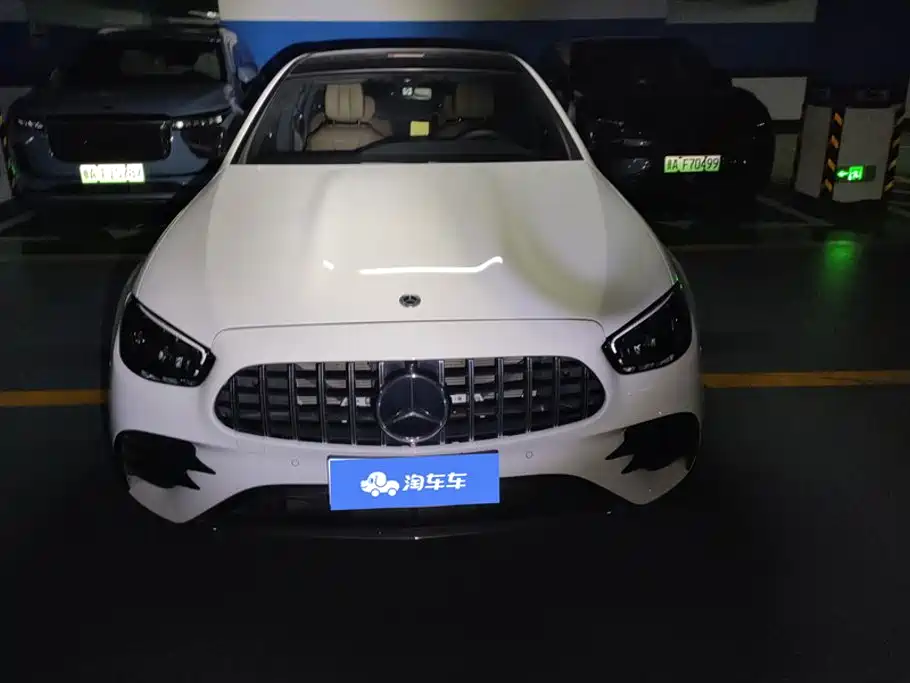 Mercedes-Benz E-Class — миниатюра 2