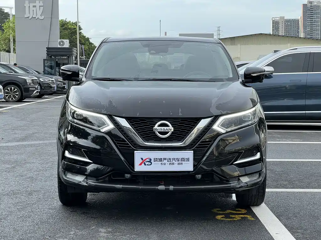Nissan Qashqai 2021 2.0L CVT Smart