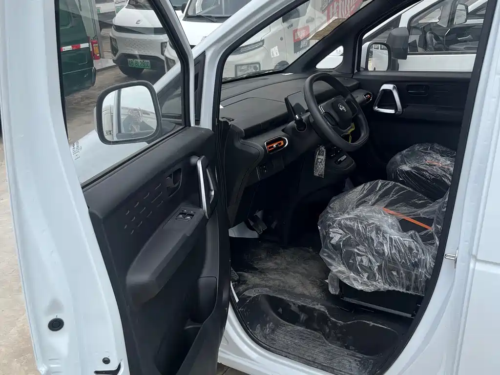 Dongfeng V5 2025 310km