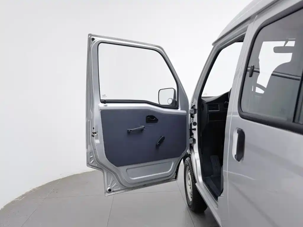 Wuling Zhiguang — миниатюра 8
