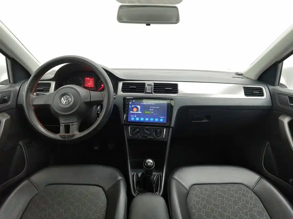Volkswagen Santana — миниатюра 5