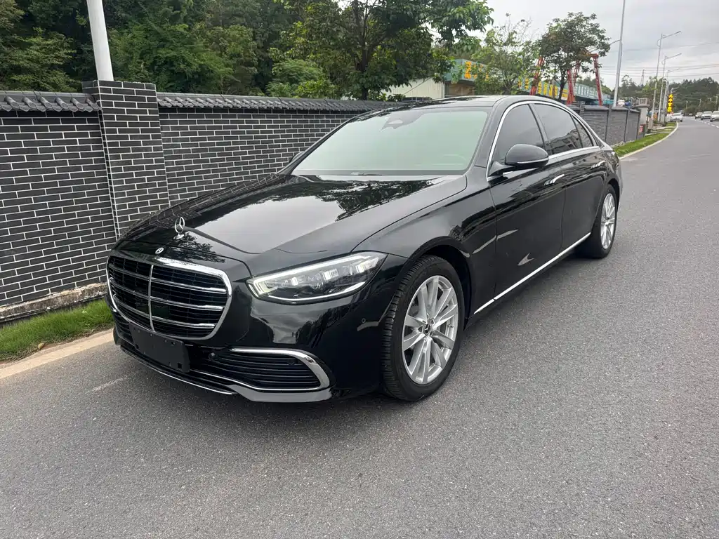 Mercedes-Benz S-Class 2024