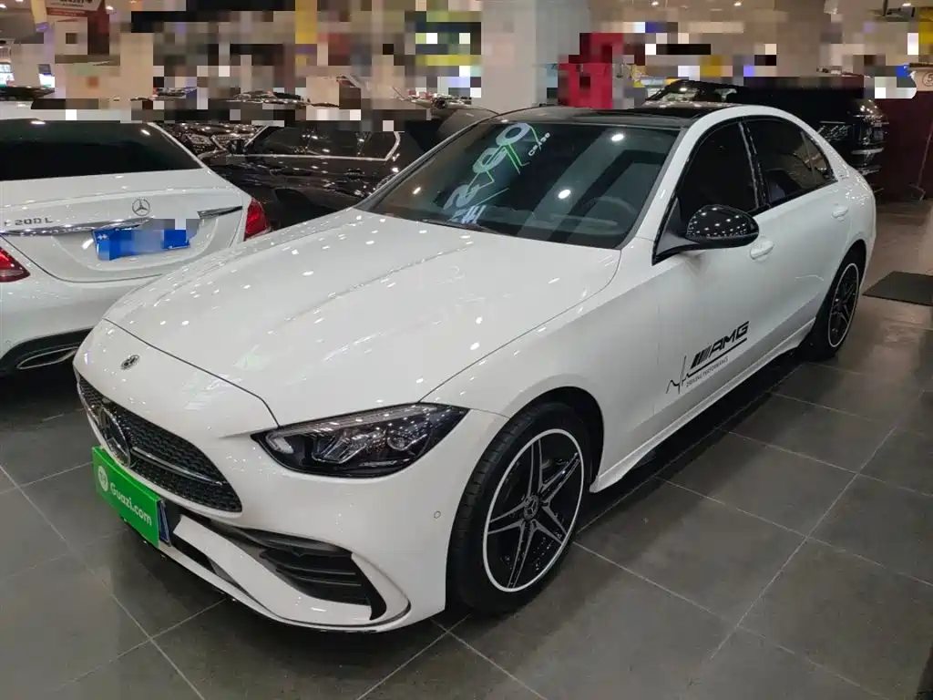 Mercedes-Benz C-Class 2024