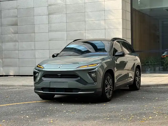 2022 Nio ES6