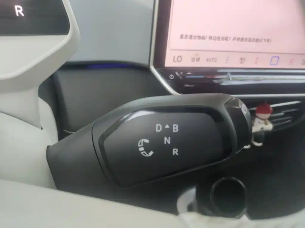 Volkswagen ID.3 — миниатюра 10