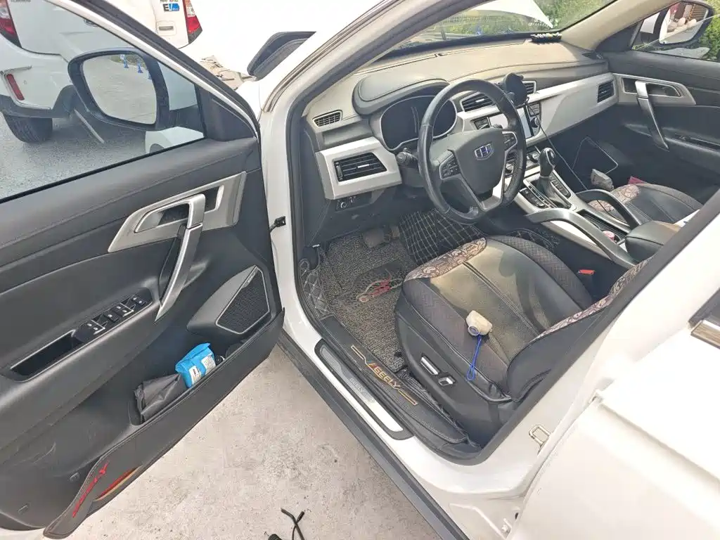 Geely Boyue — миниатюра 12