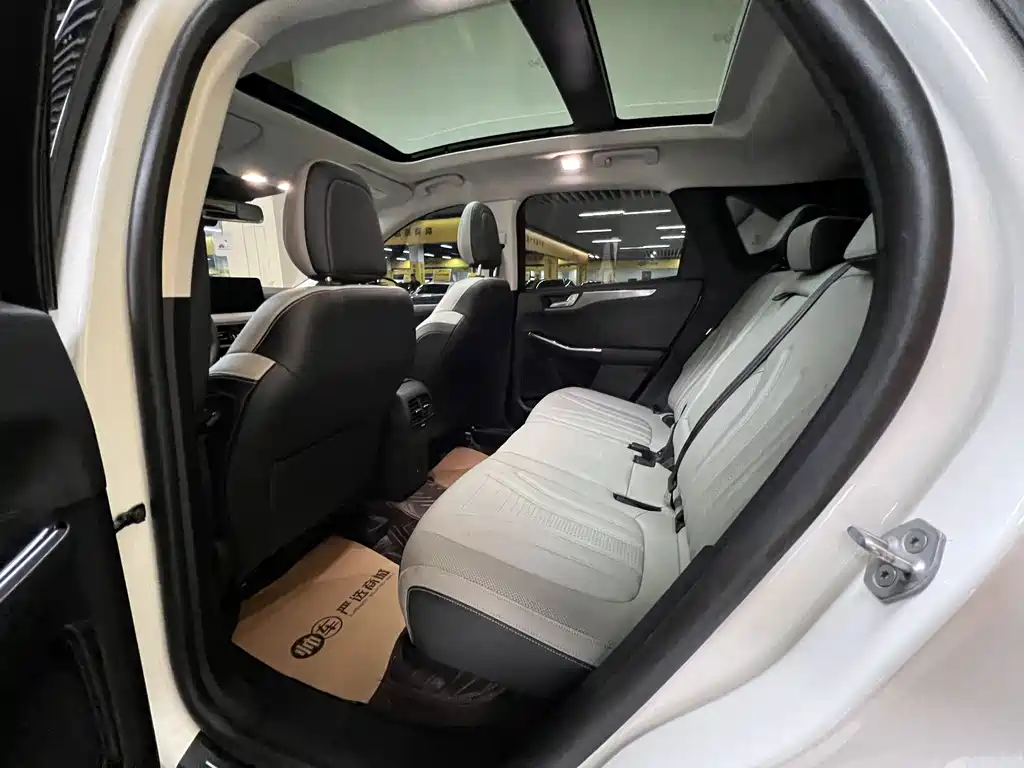 Ford Escape — миниатюра 9