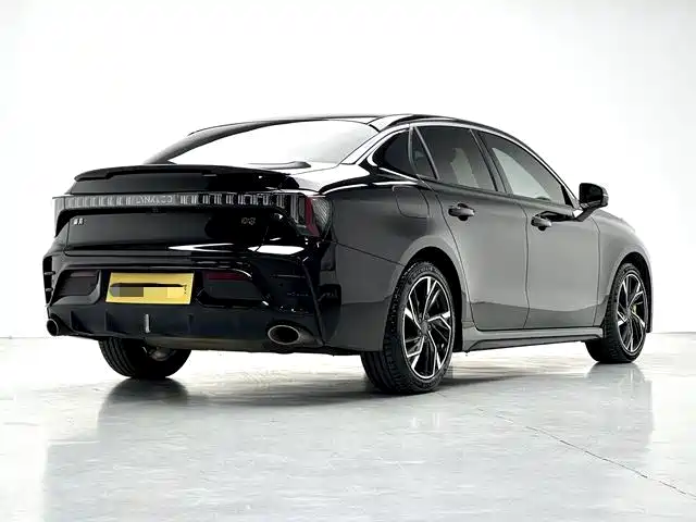 Lynk & Co 03 — миниатюра 9