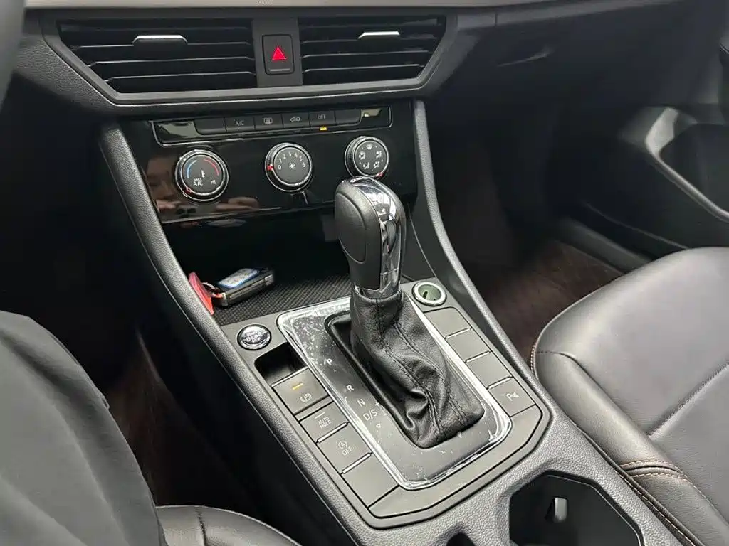 Volkswagen Bora — миниатюра 16