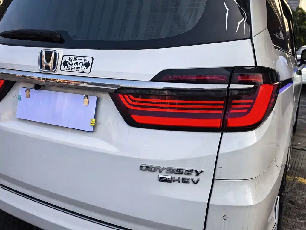 Honda Odyssey — миниатюра 10