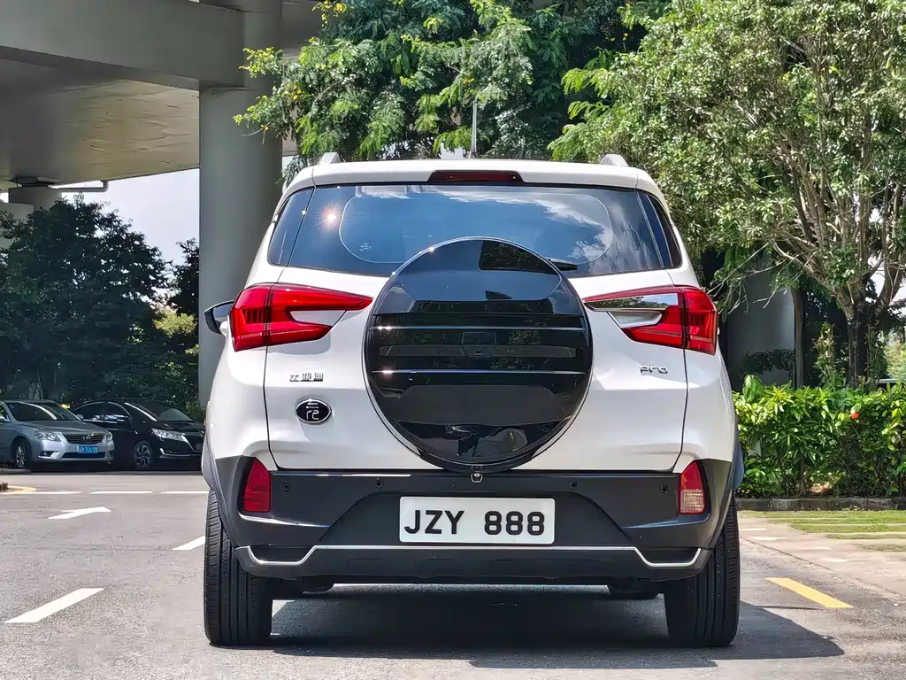 BYD Yuan Pro — миниатюра 6