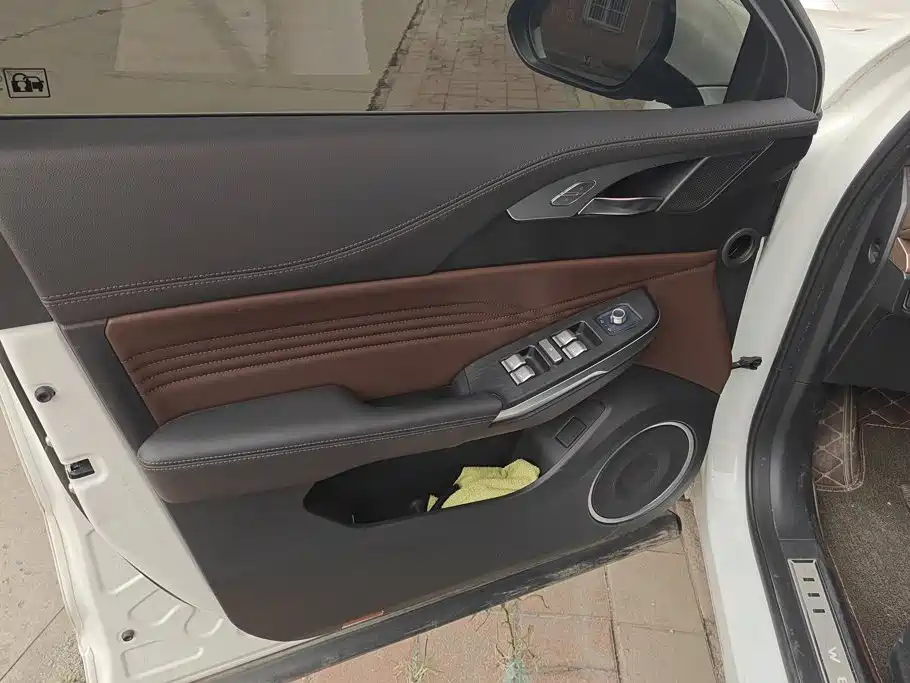 Wey Wey VV5 — миниатюра 7