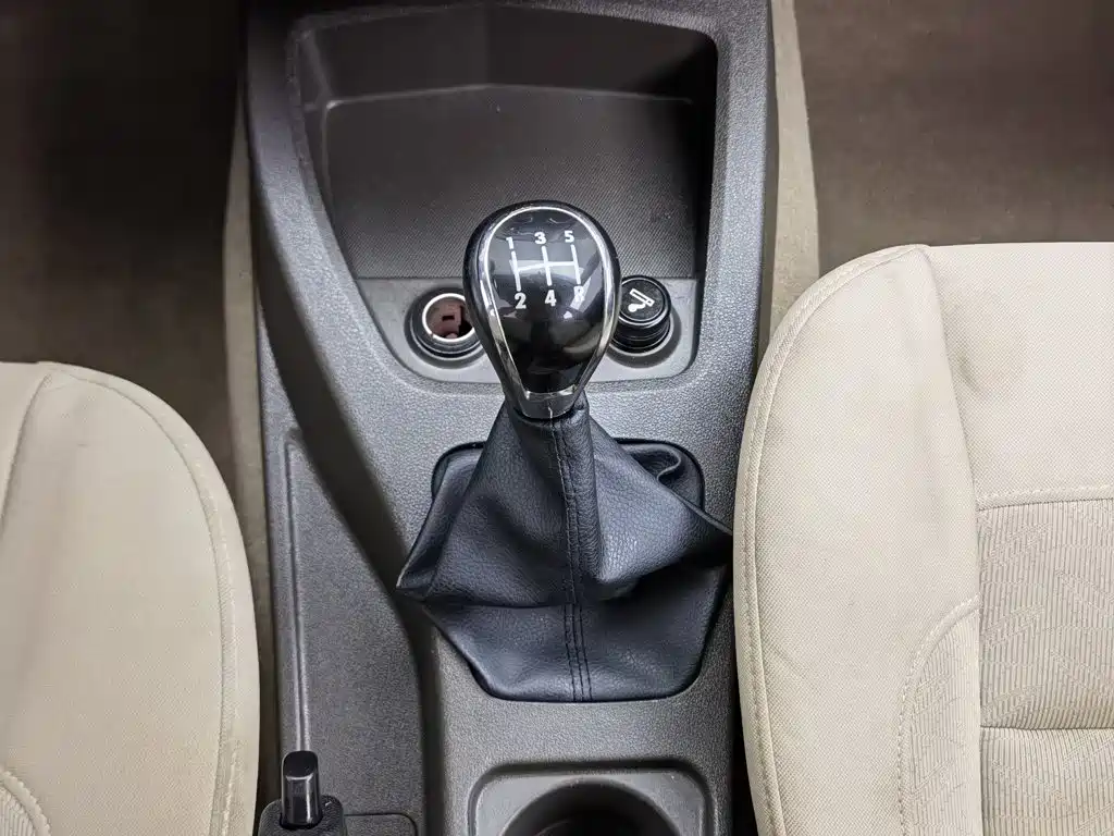 Wuling Hongguang — миниатюра 13