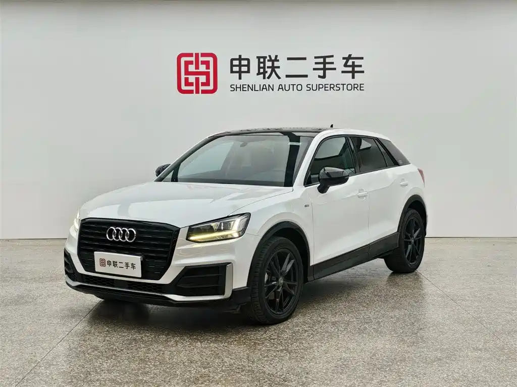 Audi Q2L 2020