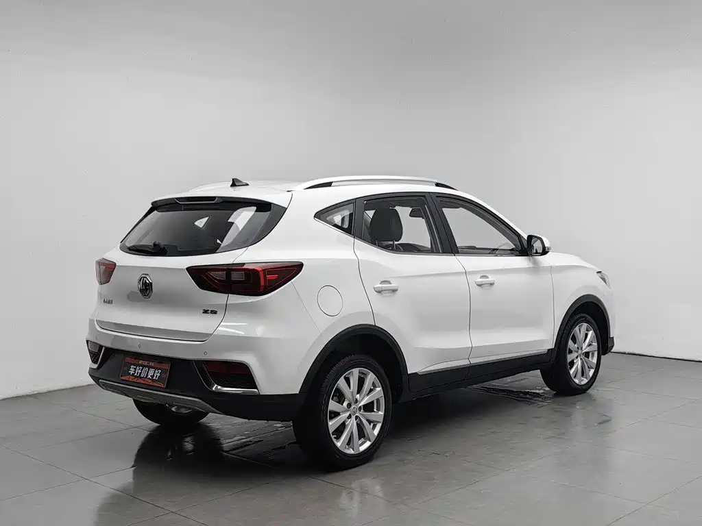 MG ZS — миниатюра 2