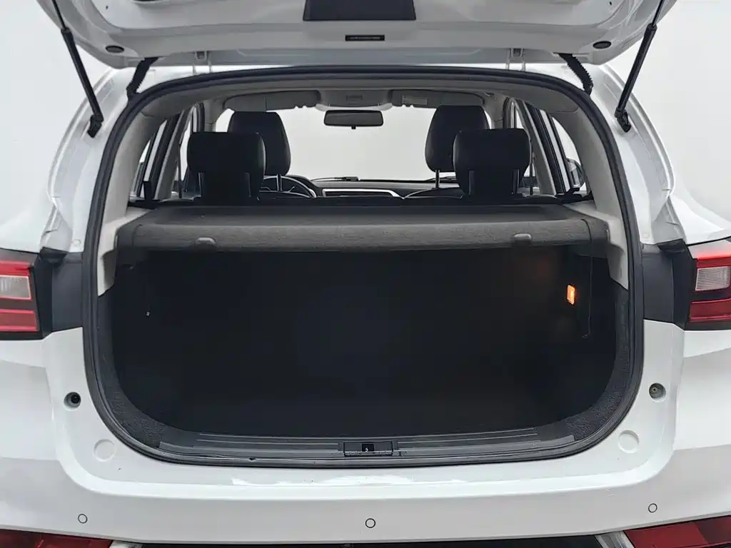 MG ZS — миниатюра 16