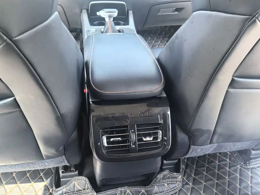 CHANGAN CHANGAN AUCHAN X7