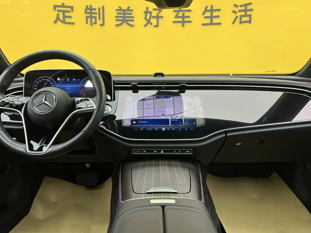 Mercedes-Benz E-Class — миниатюра 38