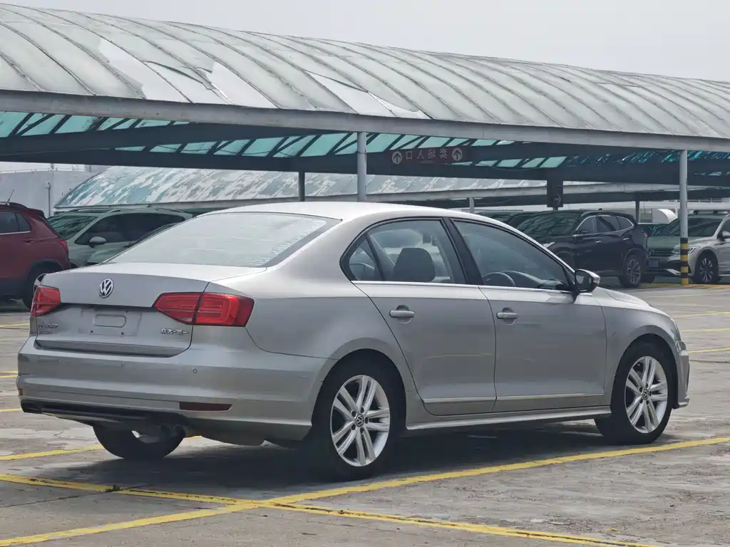 Volkswagen Sagitar 2018 280TSI DSG