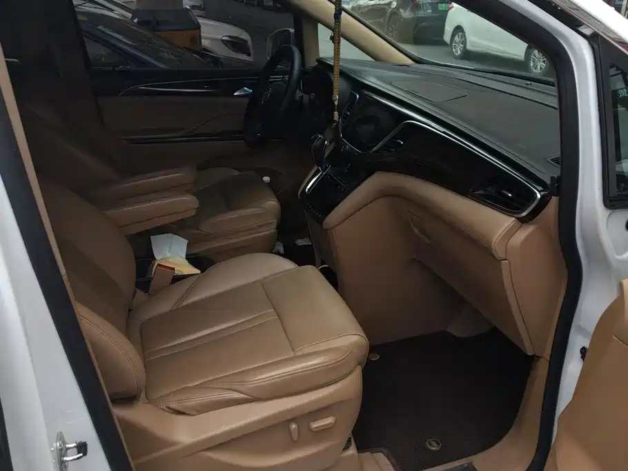 Buick GL8 2017 ES 28T Flagship V